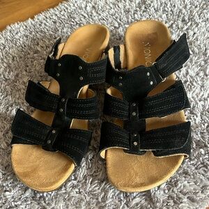 Vionic wedge sandals